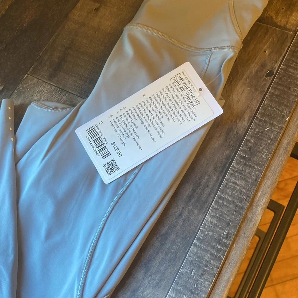 Lululemon - Picture 2 of 2